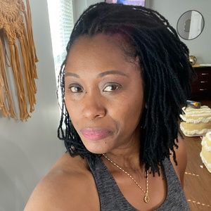 Meet your Posher, Debra
